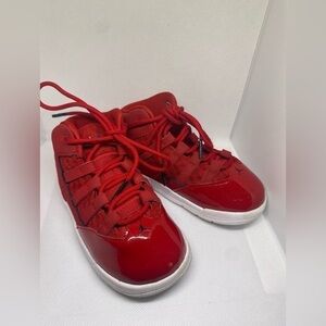 Men's Jordan Max Aura Shoes Sneakers Basketball Gym Red Size 8C CQ9451-600